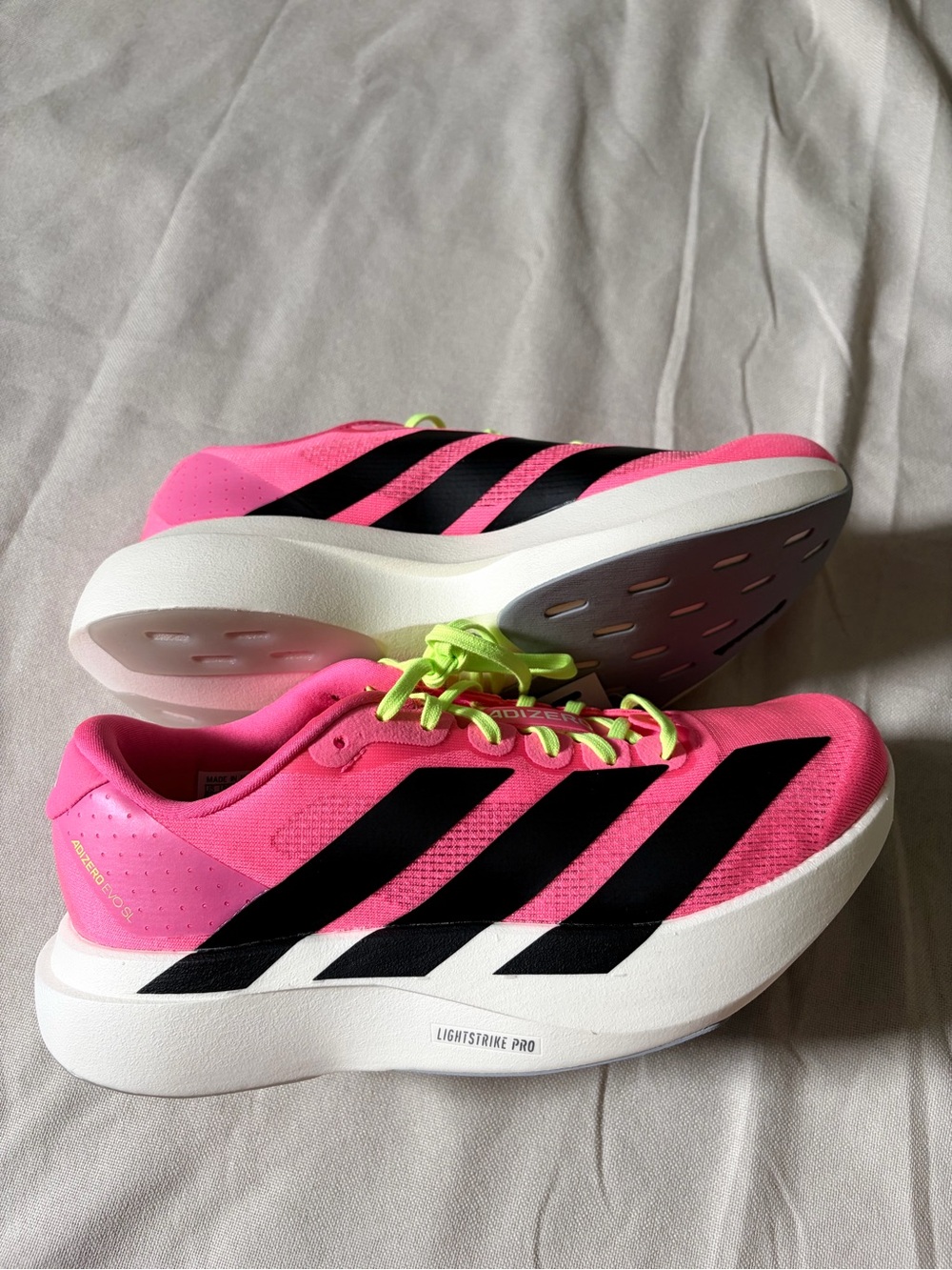 Adidas Women’s Adizero Evo SL size 6.5 - Picture 3 of 7